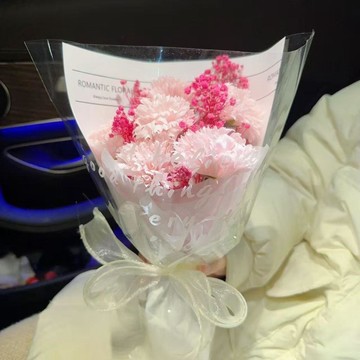 臺灣出貨🎊情人節碎冰藍浪漫仿真個性香皂花成品送男女友閨蜜花束中高考禮物大減價🎁