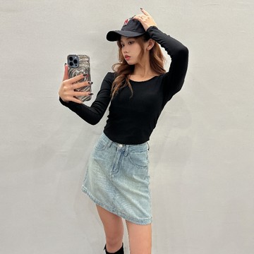 彈力圓領Bra上衣-黑【KT224699】