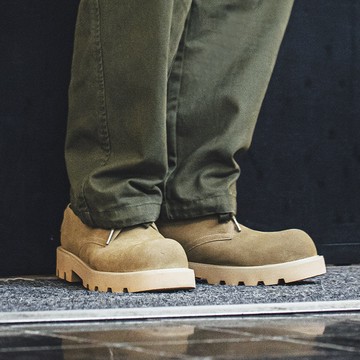 馬登沙色米奇德比鞋男夏季圓頭復古工裝鞋休閒皮鞋反絨厚底大頭鞋