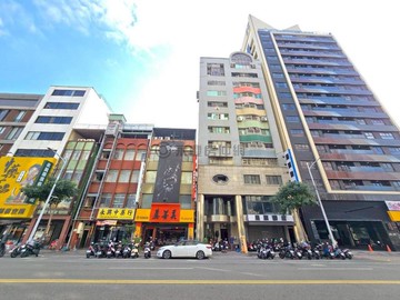 七賢二路 ✨近捷運站超大坪數辦公住家 二戶打通｜高雄市前金區七賢二路