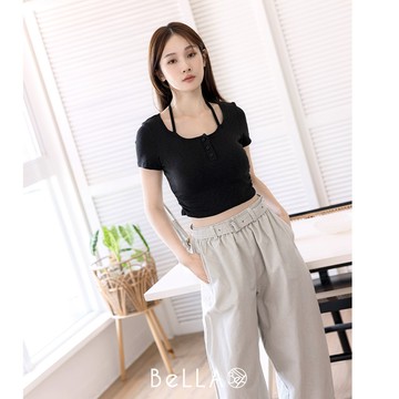 【夏季新品】BeLLA 繞脖圓領短版上衣 黑色