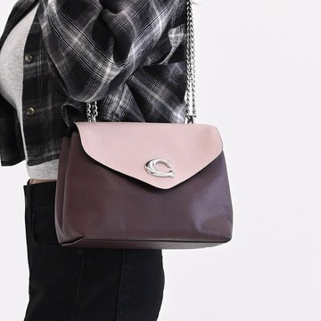 COACH C7952 Tammie 金屬C LOGO撞色斜背鍊包.粉紫
