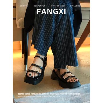 2026年新款夏季輕便黑色方頭增高厚底涼鞋女夏粗跟一字扣羅馬女鞋