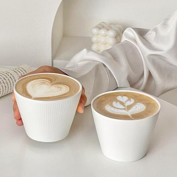 簡約白色陶瓷咖啡杯家用寬口豬口杯手握杯品鑒拉花杯澳白拿鐵杯子