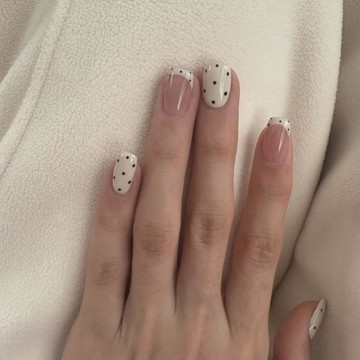💗Yuki Nail💗新款穿戴甲短款波點短橢圓穿戴甲日式裸色ins法式