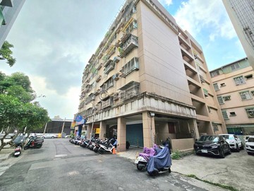 獨家~小港森林公園華廈超大四房平車採光通風｜高雄市小港區松柏街