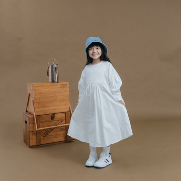 QUEENSHOP_ F 長袖 童裝 親子系列 緹花剪接長洋裝 M-XL 現+預 【01086952】