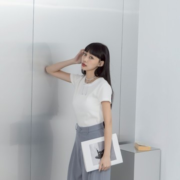 QUEENSHOP_ S 女裝 短袖 基本素面羅紋圓領純棉短袖上衣 三色售 現+預 【01190207】