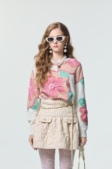 織帶鑲花瓣邊針織上衣