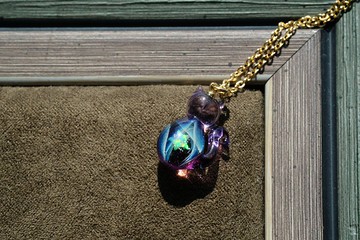 Cat at nighttime 星夜.貓琉璃吊墜  醉紫色