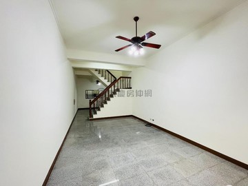 大社大社路車庫透天傳統格局大空間｜高雄市大社區大社路