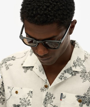 Superdry Men's Short Sleeve Beach Shirt White Size: M