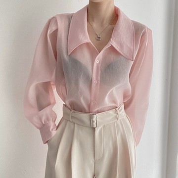 MOCO韓版chic翻領泡泡袖排釦寬鬆百搭微透歐根紗雪紡襯衫