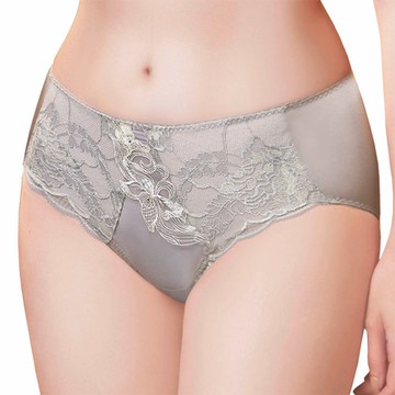 思薇爾 蝴蝶花語系列M-XXL蕾絲中腰三角女內褲(麥香膚)