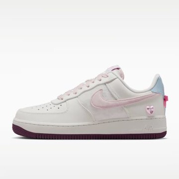 Nike 耐吉 WMNS Air Force 1 07 IQ4937-161 女 運動休閒鞋 情人節 奶油 櫻花粉