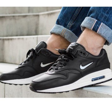【日本海外代購】AIR MAX 1 Premium SC Jewel 全黑 皮革 膠底 小銀勾 氣墊 慢跑 男女