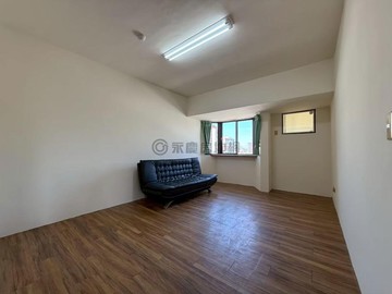 獨家東山商圈綠空廊道旁大三房車位近太原車站｜台中市北屯區東光路