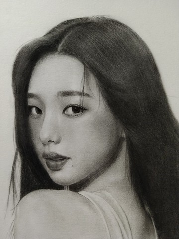 炭精筆素描 / 人像素描 / 女性半身 / 含框