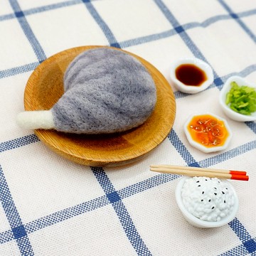 羊毛氈美味貓腿 舔屁灰虎紋貓冰箱貼 虎斑貓鑰匙圈 別針 聖誕禮物