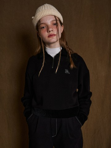 Zipper Neckline Pullover - Black