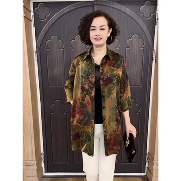 夏季媽媽裝新款桑蠶絲開衫薄外套中長款大碼花襯衫七分袖寬松防曬