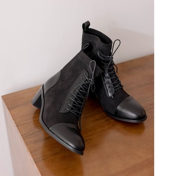 【秋冬新品】HS 異材質拼接綁帶短靴 黑色