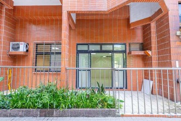 挑高4米5庭院一樓｜台北市信義區吳興街