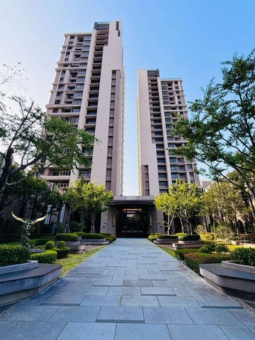 東區|LALAPORT|湖濱雙星質感大三房視野戶｜台中市東區樂業南路