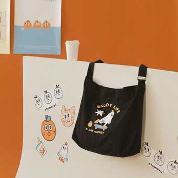 乙女 Rui同學滑板印圖側背包