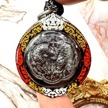 【正廟版🔥招財轉運】太極無頭虎佛牌 龍婆趁乃加持 擋災避險 無頭虎 招財轉運破邪神器