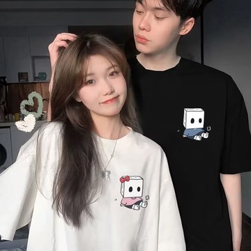 潮牌 夏季 短t 休閒 設計感 小眾  情侶大碼T恤 寬鬆 印花t男 慵懶風 bf  五分袖 男生短袖  （SD351）