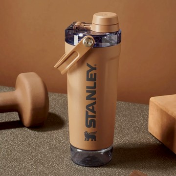STANLEY SHAKER系列 手提搖搖杯 0.59L / 暮日棕