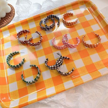 棋盤格耳環2021網紅爆款耳釘春夏小清新亞克力醋酸C型耳圈耳釘女