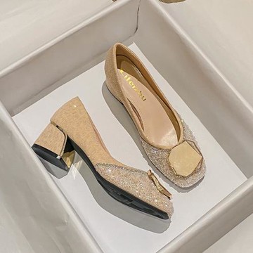 中跟粗跟高跟鞋春季單鞋女2025年新款法式方頭網紅大碼女鞋41-43