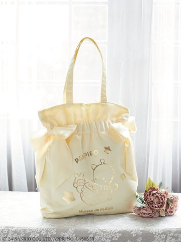 三麗鷗聯名-圖案燙金蝴蝶結緞帶縮口手提包(8A43F0J8500) - Maison de FLEUR