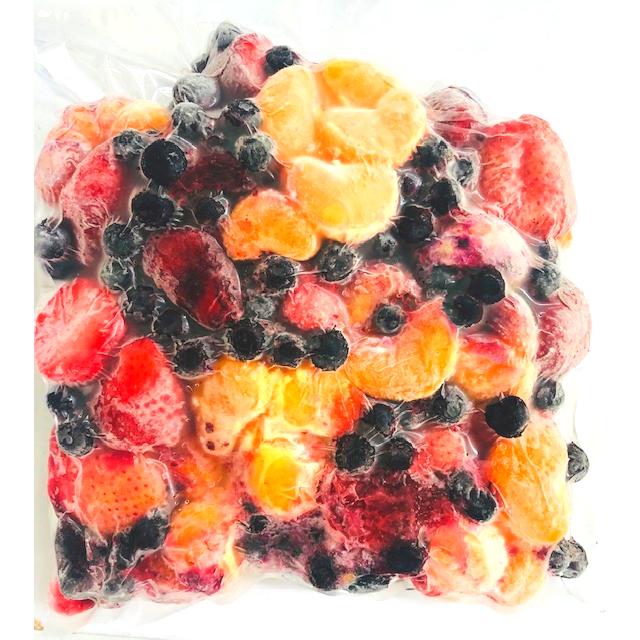 国産冷凍フルーツミックス（和歌山、徳島産など）1050ｇ 袋　国産　完熟フルーツ をミックスしています。