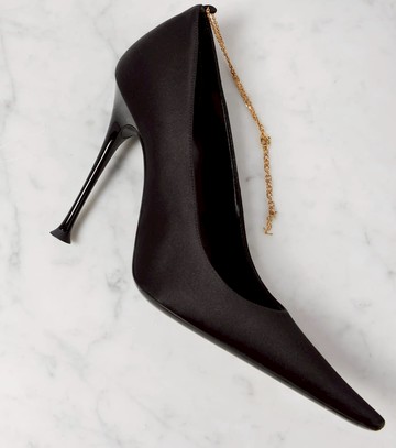 Saint Laurent Régine 110 chain-detail pumps