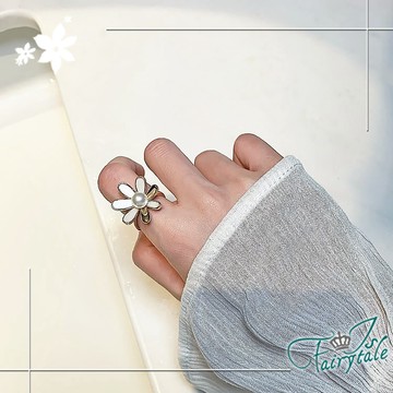 【伊飾童話】輕奢雛菊＊金耀珍珠彈性開口戒指