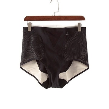 卡品牌新品專柜撤柜女士黑色舒適透氣提臀塑身三角內褲 28172