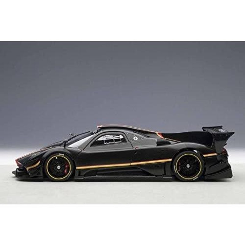 AUTOart 1/18 パガーニ ゾンダ レボリューション (カーボンブラック