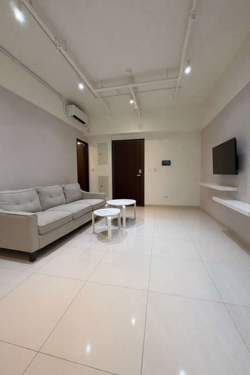 鼎山家樂福-輕軌C27灣仔內站-兩房車位｜高雄市三民區順昌街