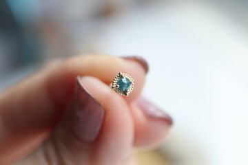 14K 復古青色原鑽鎖珠耳環(單個)耳骨 耳窩 不退色