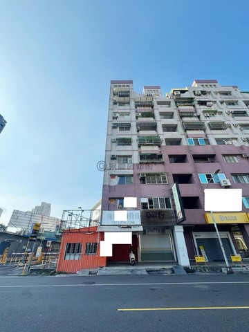 鄰近漢神巨蛋商圈邊間樓店+平面車位｜高雄市左營區至真路