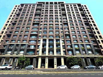 五期⭐️惠宇清寬⭐️北歐風裝潢大4房雙平車｜台中市南屯區五權西路二段