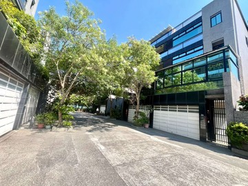 大華國小[太普圓山]大面寬鳥語花香庭園舒適別墅｜高雄市鳥松區大華路