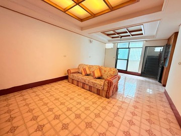 美術館特區旁|公園綠景三面採光佳公寓｜高雄市鼓山區新疆路