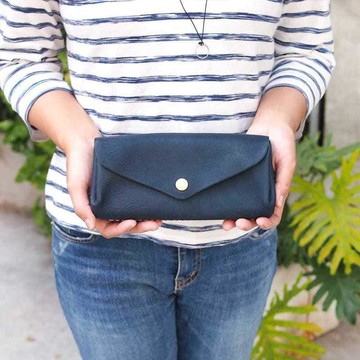 日系手作多褶式立體包型 手拿 長夾 兩用包 - 四色 酒紅色