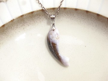 玉墜 造型玉墜-魚 臺灣紫玉雪花玉