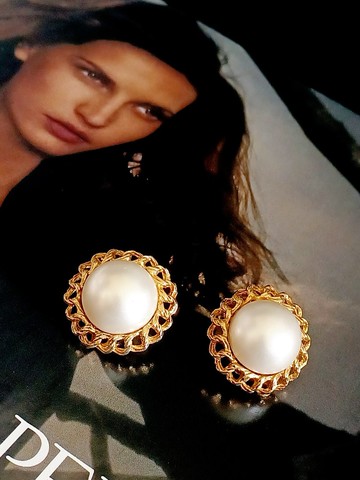 vintage jewelry  典雅金色繩結鑲邊仿珠 夾式耳環