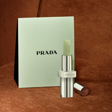 男女皆宜💚【PRADA】【專屬刻字】經典潤唇膏 U000|享 訂製禮袋|訂製刻字禮|生日禮物